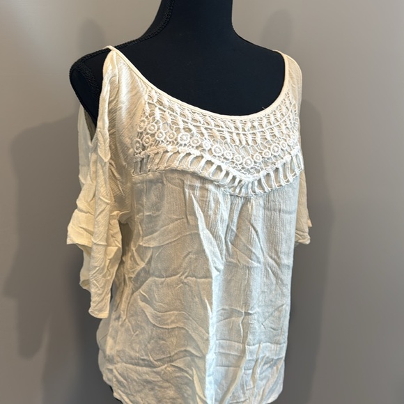 White Cold Shoulder Shirt - Picture 7 of 7
